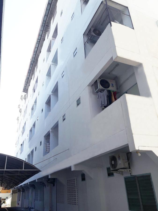 De Nymph Aparthotel Nakhon Sawan Exterior foto